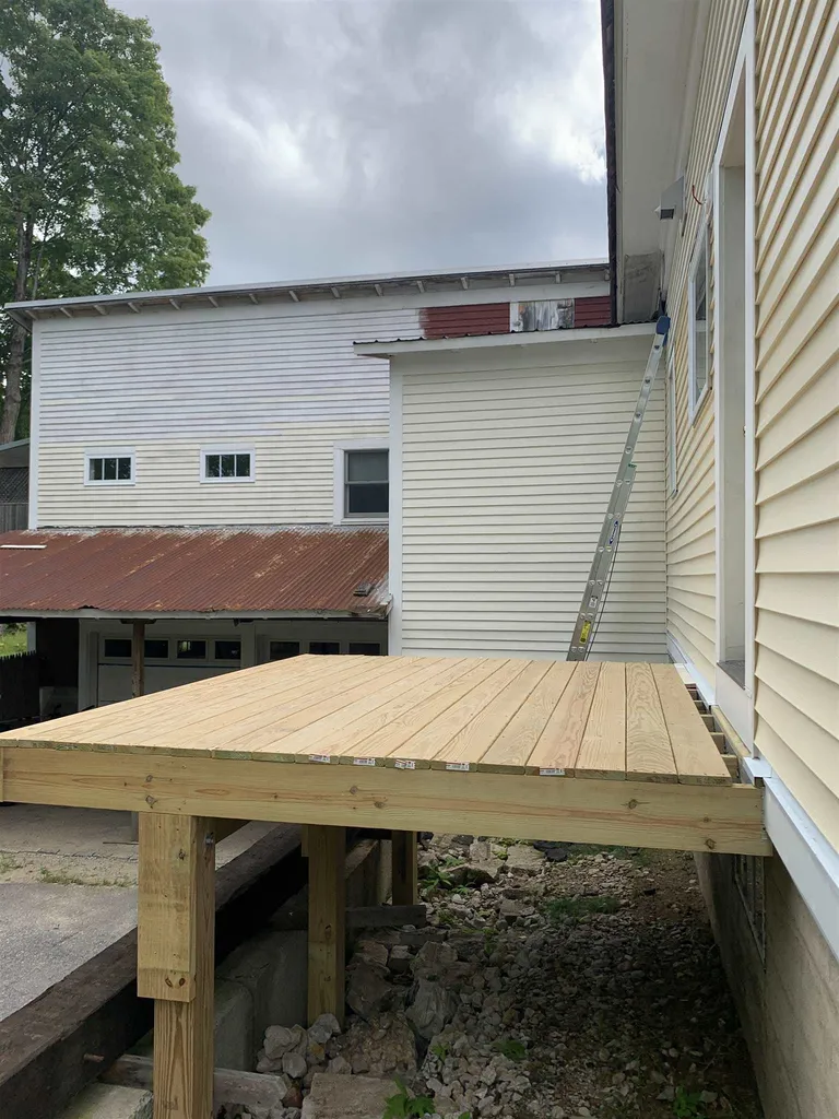 36 Dan Web Road Campton NH 03223