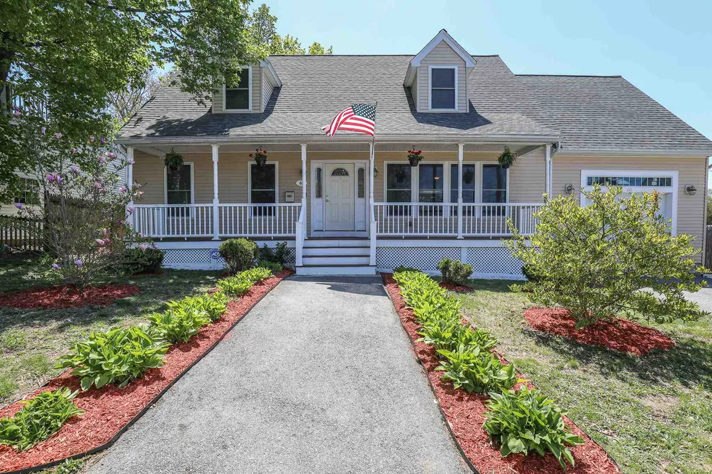 60 6th Avenue Haverhill MA 01830-3938