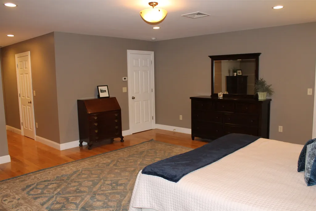 144 Boxwood Lane Dover NH 03820