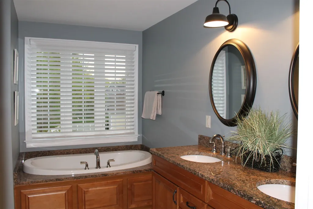144 Boxwood Lane Dover NH 03820