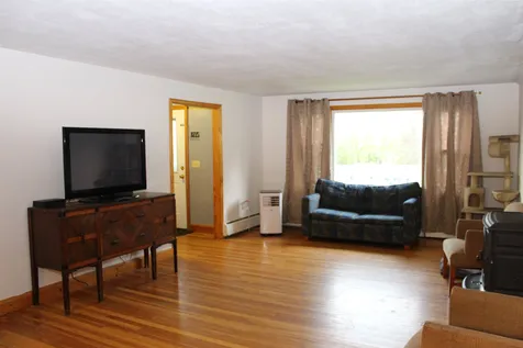 10 Meadow Lane Windsor VT 05089