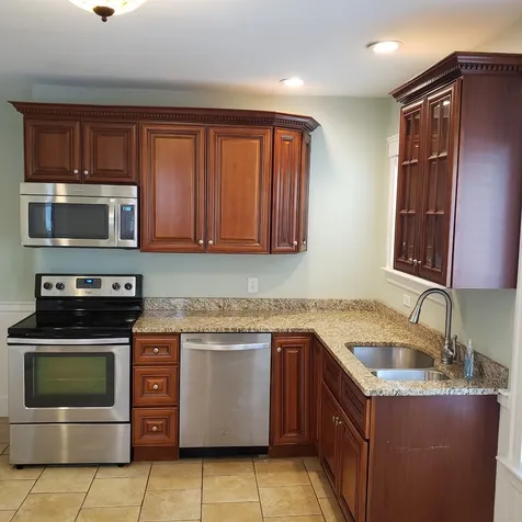 206 Rockland Street Portsmouth NH 03801