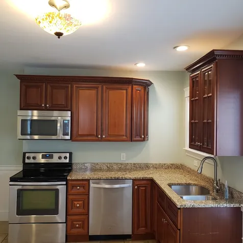 206 Rockland Street Portsmouth NH 03801