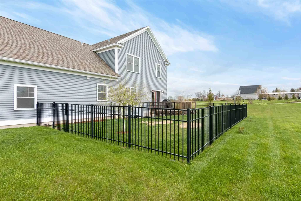139 Miner Farm Lane Shelburne VT 05482