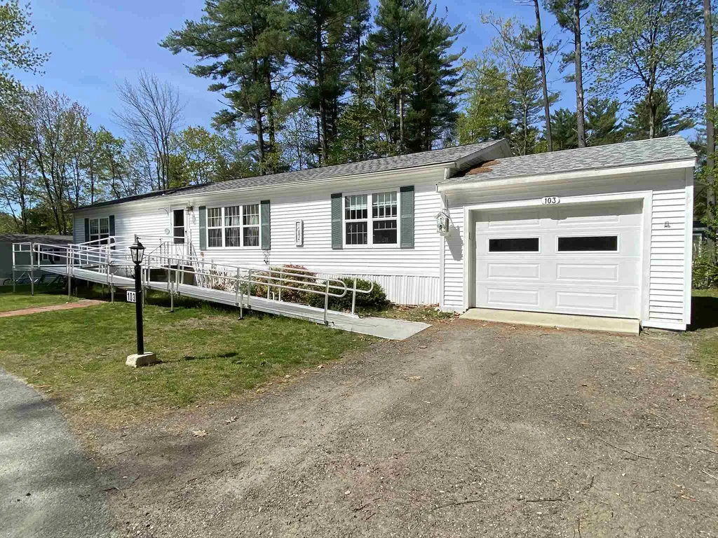 103 Linden Street Exeter NH 03833