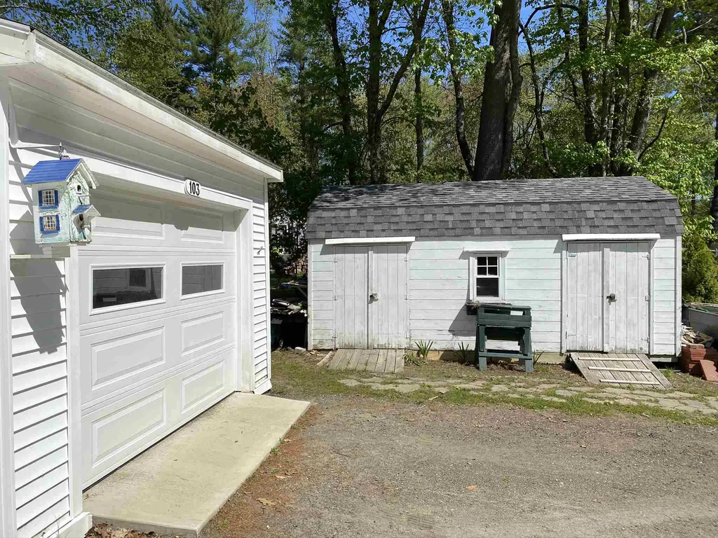 103 Linden Street Exeter NH 03833