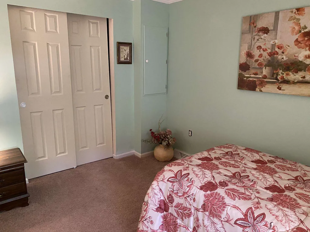 103 Linden Street Exeter NH 03833