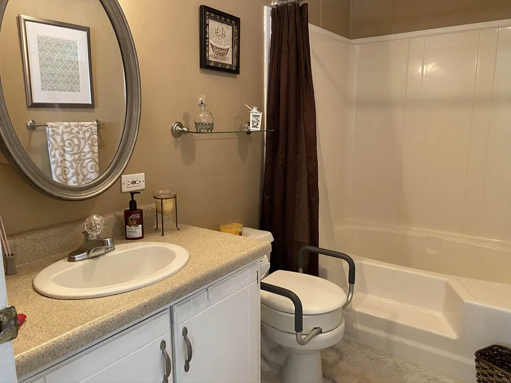 103 Linden Street Exeter NH 03833