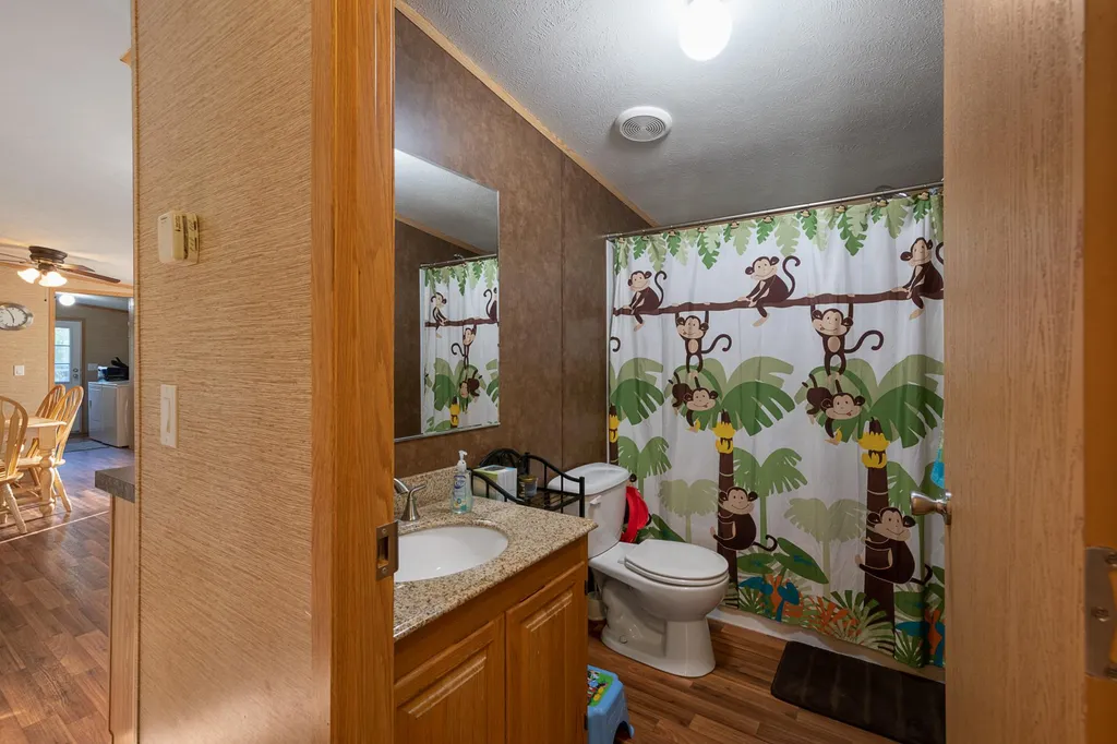 18 Wesley Street Danville NH 03819