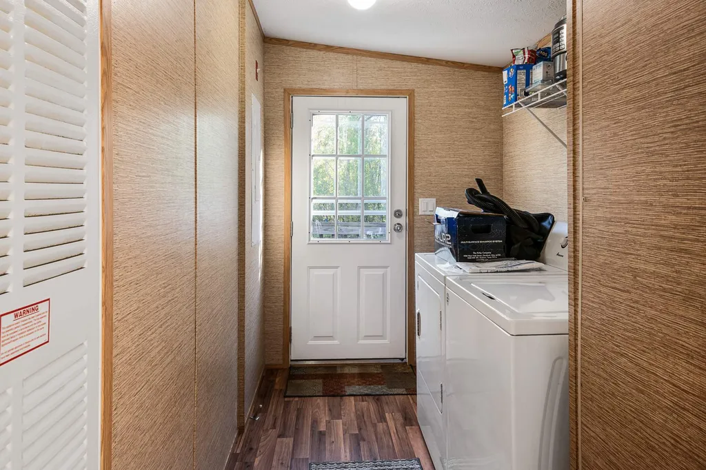 18 Wesley Street Danville NH 03819