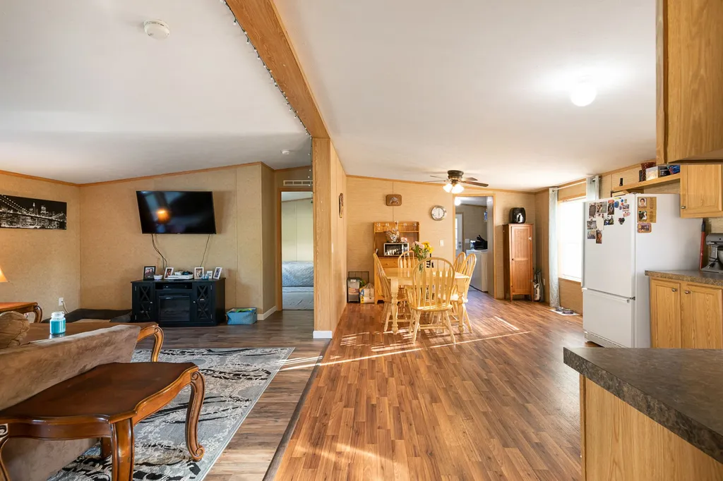 18 Wesley Street Danville NH 03819