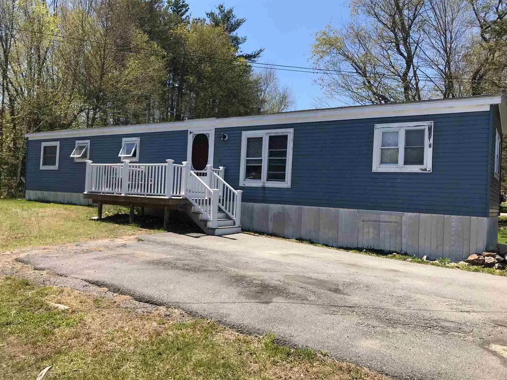 8 Wesley Street Danville NH 03819