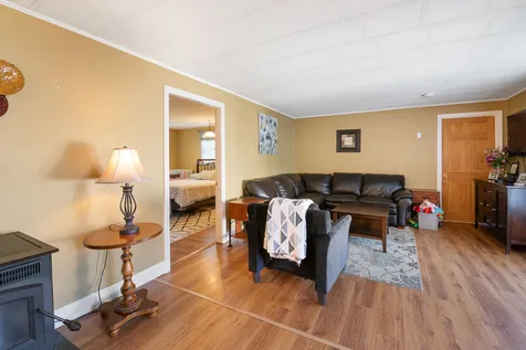 8 Wesley Street Danville NH 03819