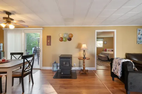 8 Wesley Street Danville NH 03819
