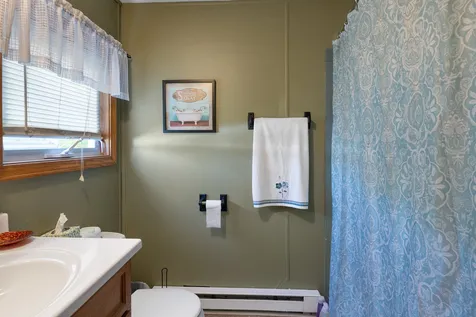 8 Wesley Street Danville NH 03819