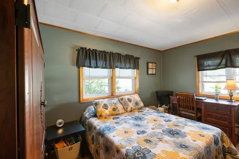 8 Wesley Street Danville NH 03819