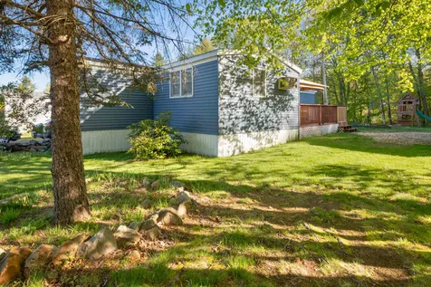 8 Wesley Street Danville NH 03819