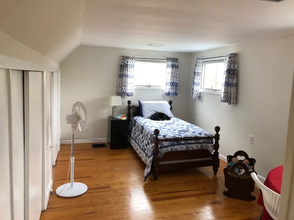 10 Lawrence Street Winchester NH 03470