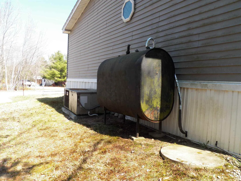 7 Acre Street Raymond NH 03077