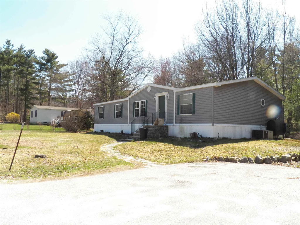 7 Acre Street Raymond NH 03077