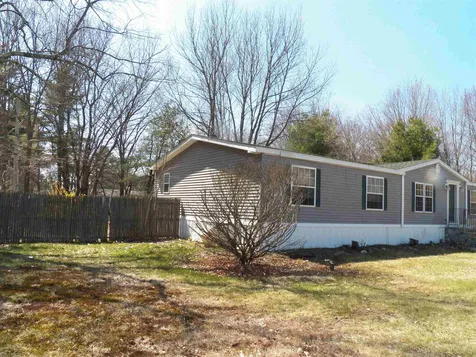 7 Acre Street Raymond NH 03077