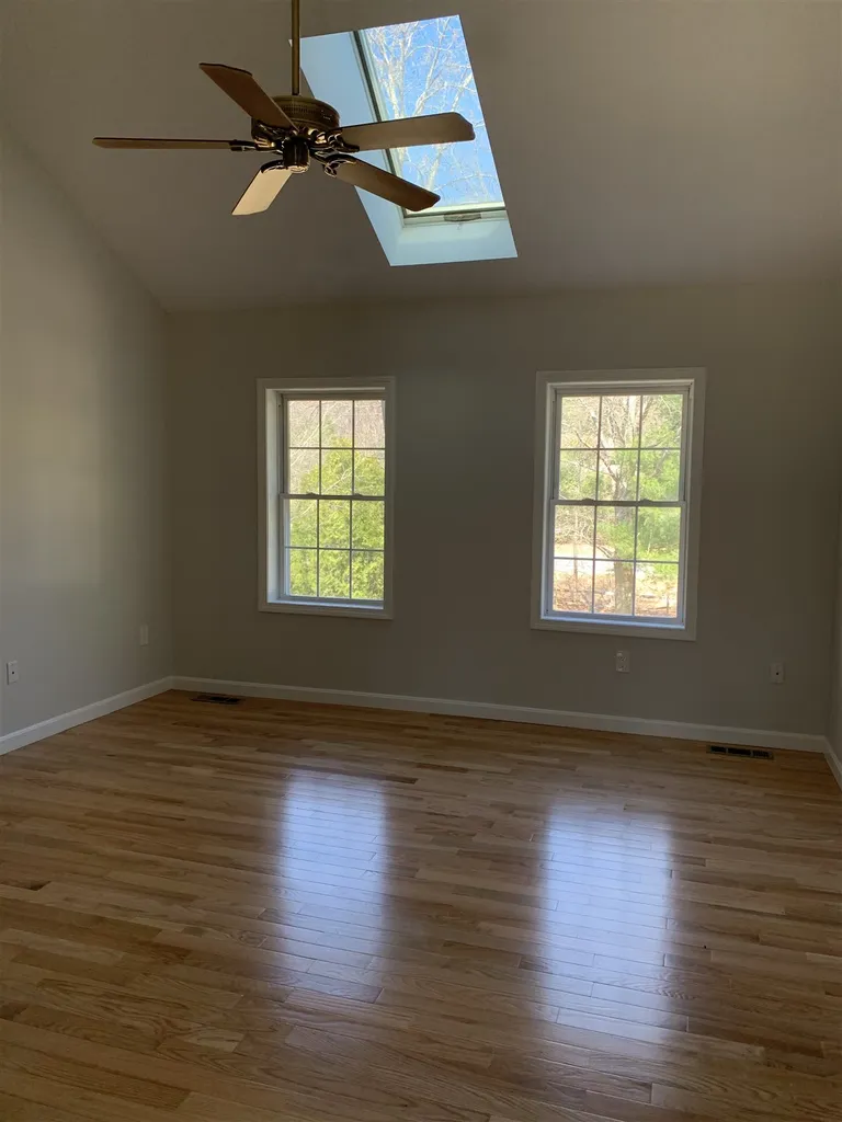 49 Pelham Road Hudson NH 03051