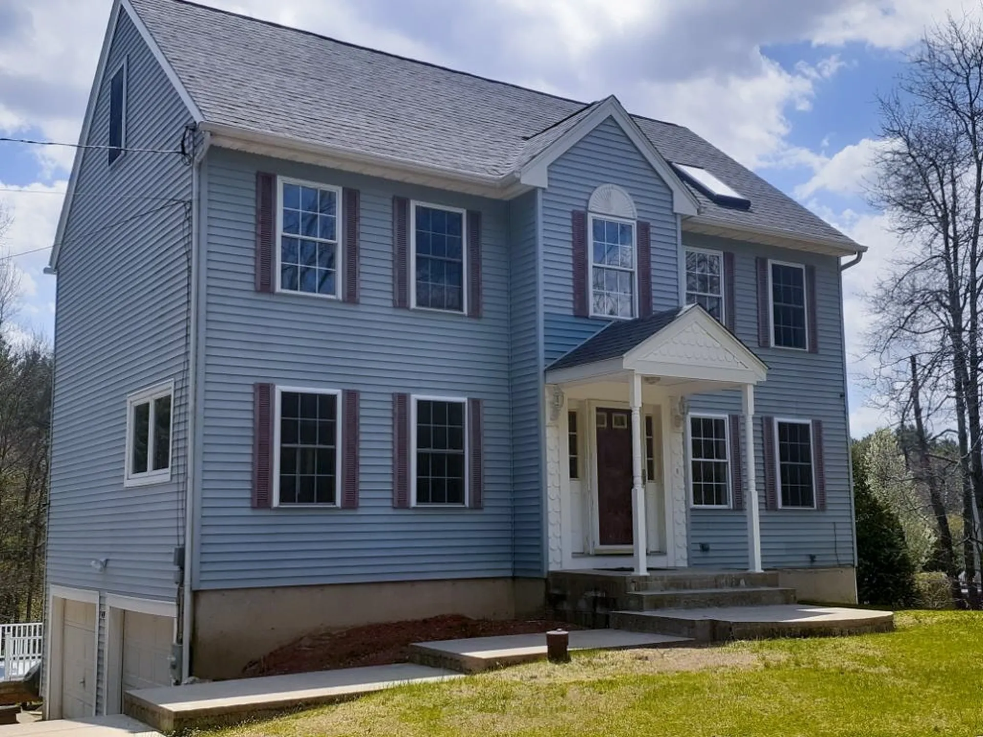 49 Pelham Road Hudson NH 03051