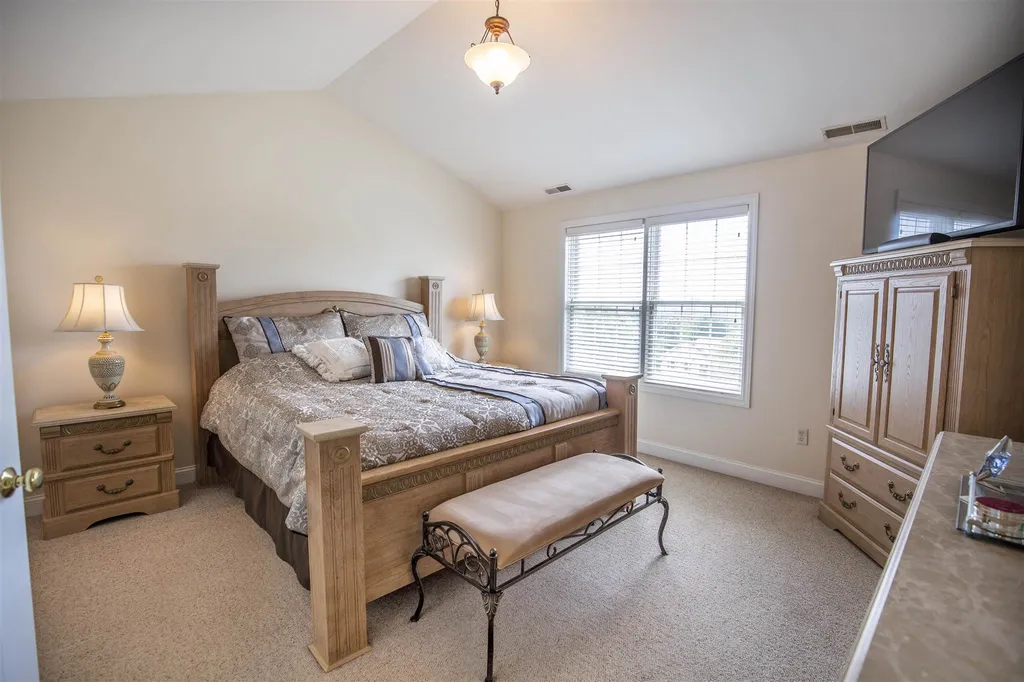 104 Mountain Village Road Windham NH 03087