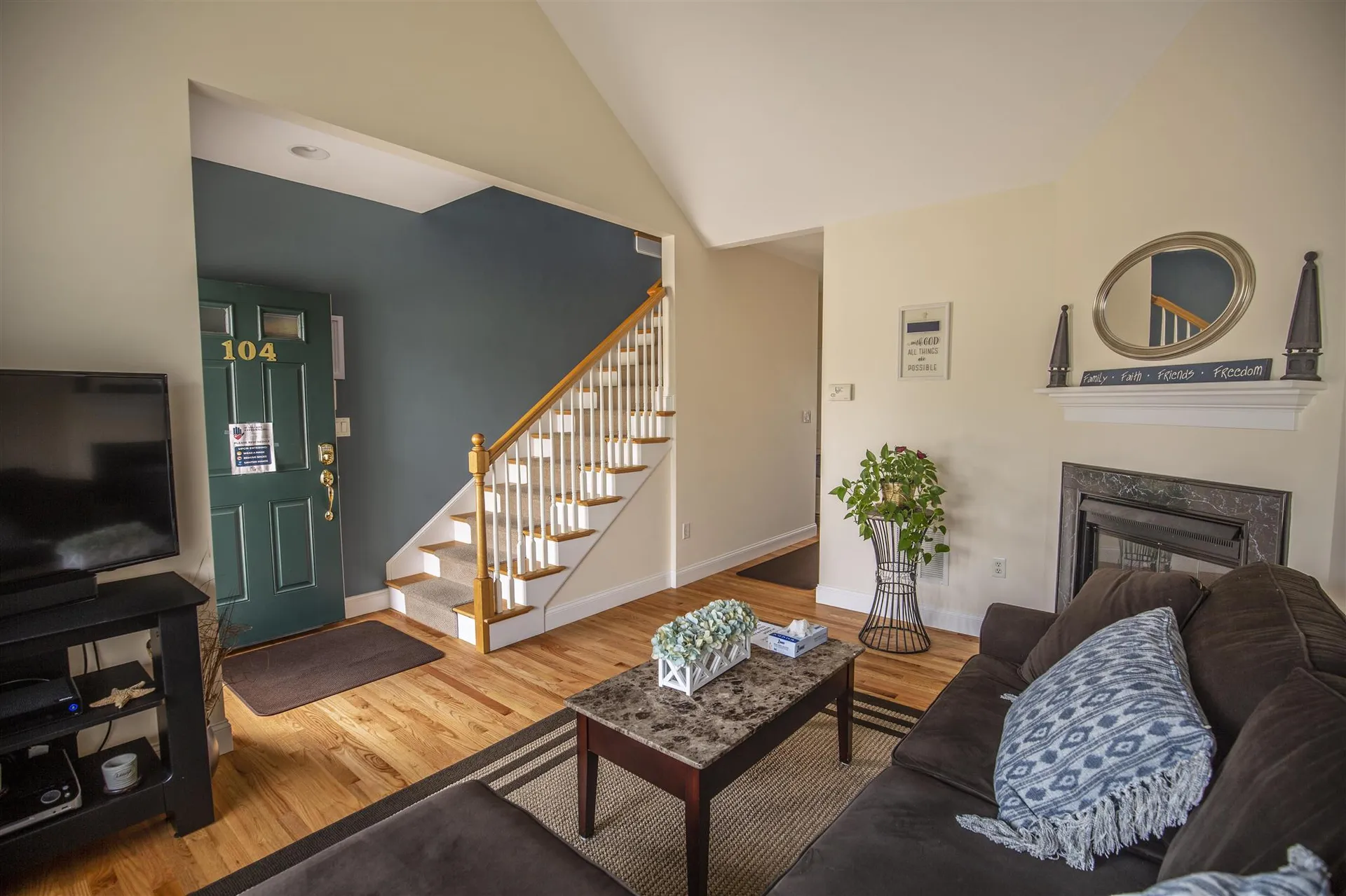 104 Mountain Village Road Windham NH 03087