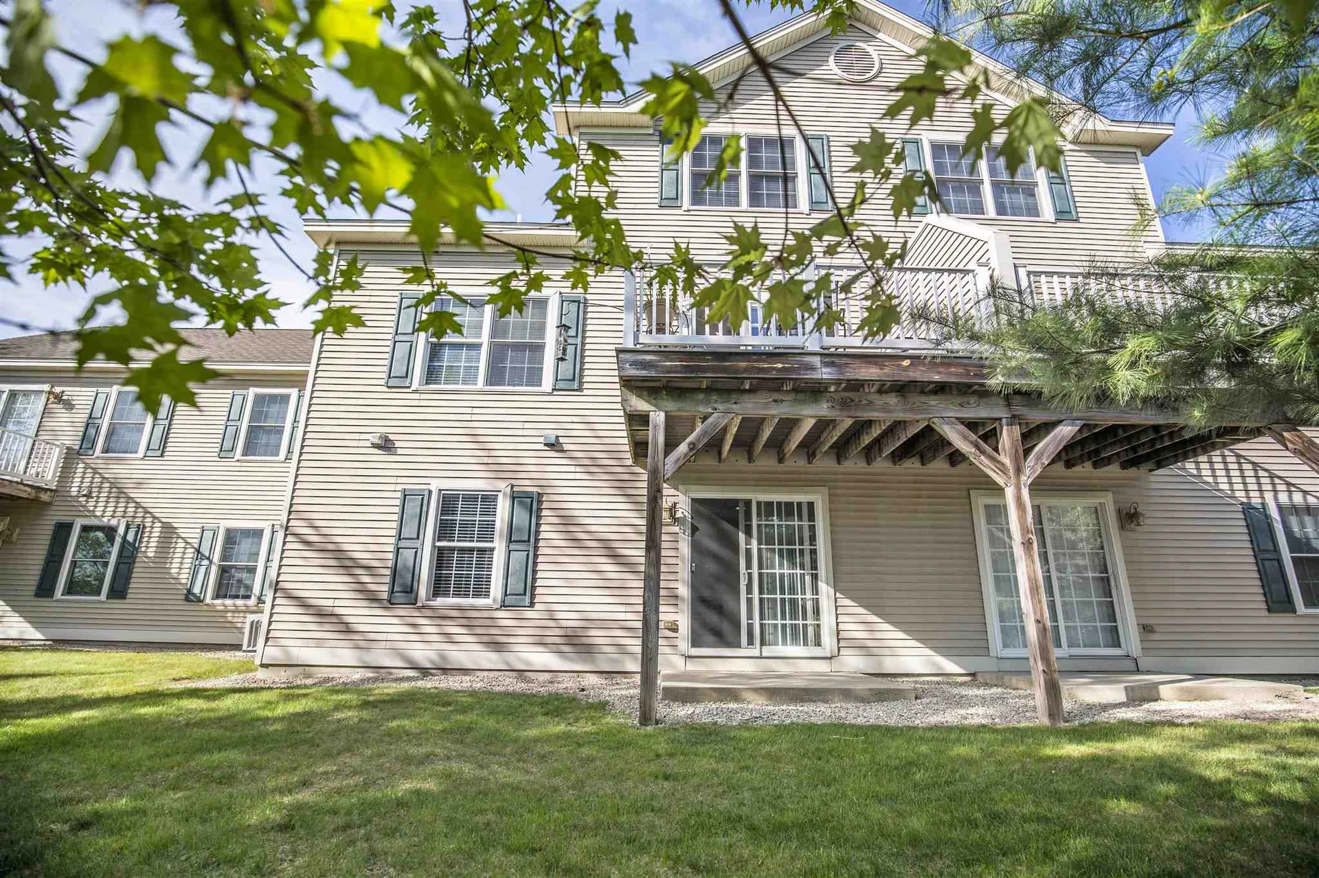 104 Mountain Village Road Windham NH 03087