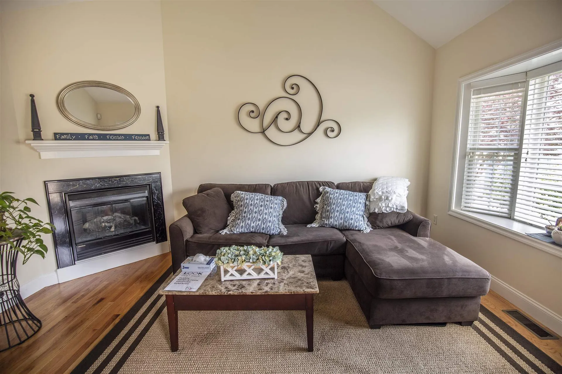 104 Mountain Village Road Windham NH 03087