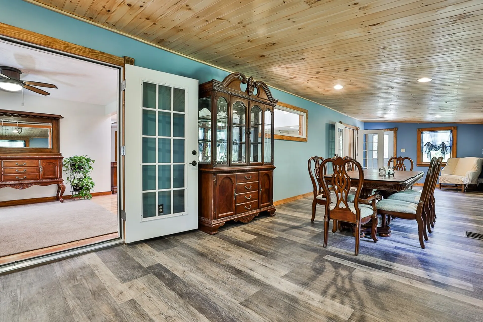 23 Beechwood Road Hudson NH 03051