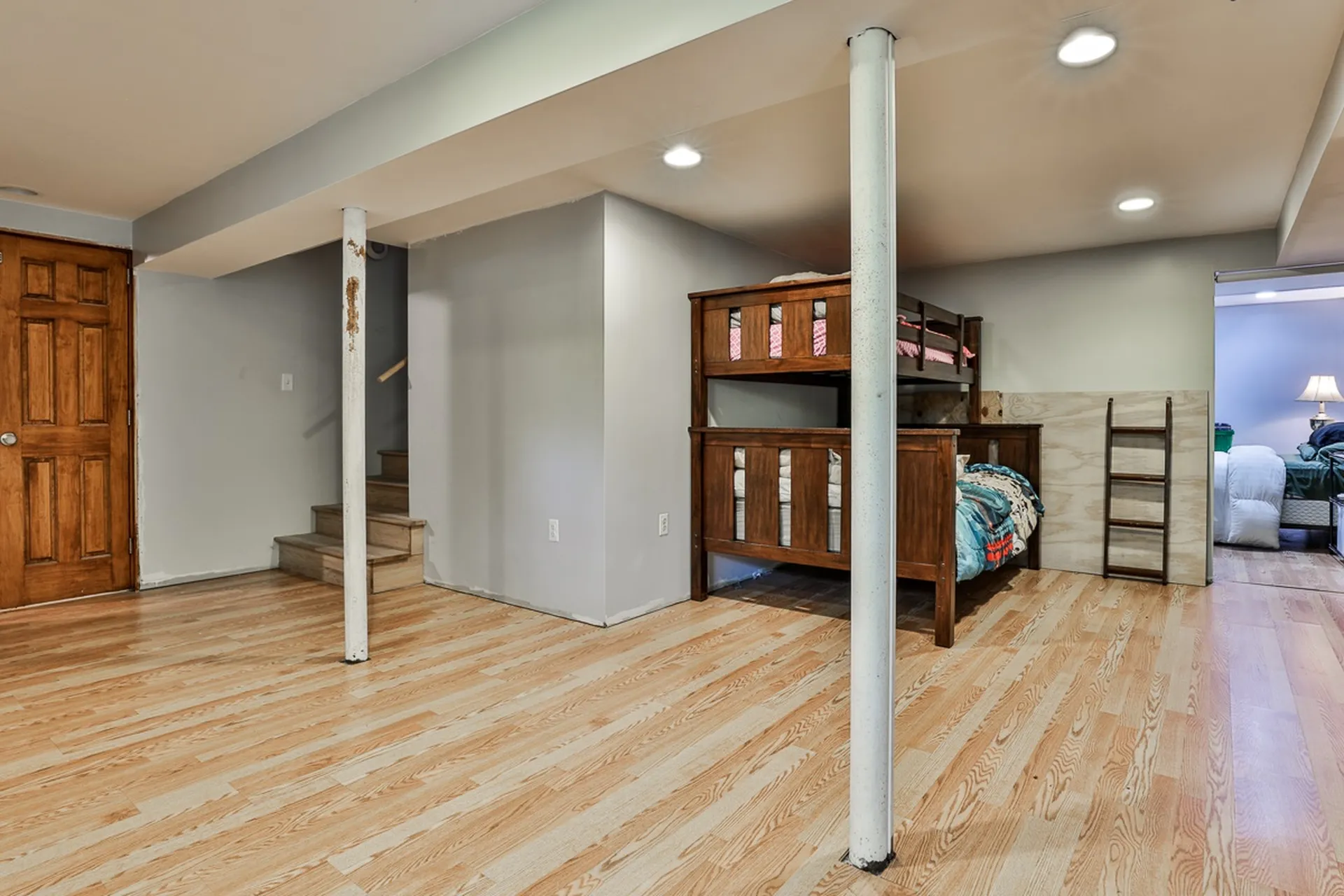 23 Beechwood Road Hudson NH 03051