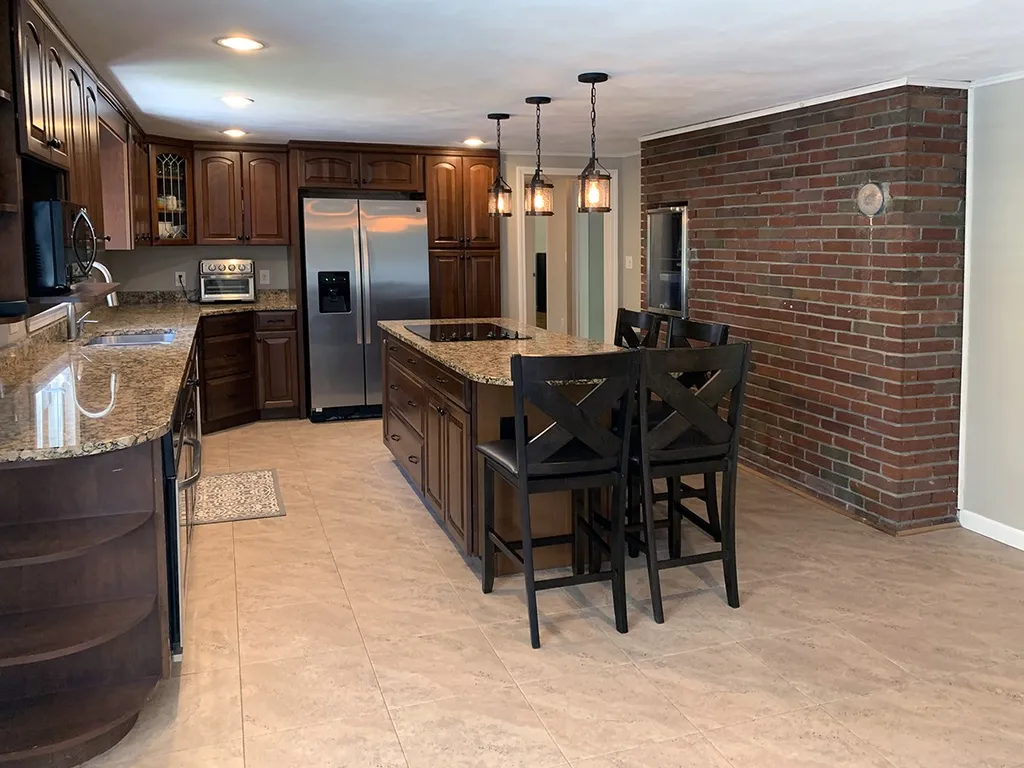 111 Bluff Street Salem NH 03079