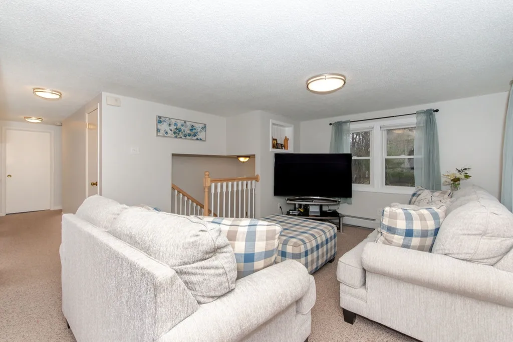 34 Vernon Avenue Rochester NH 03867
