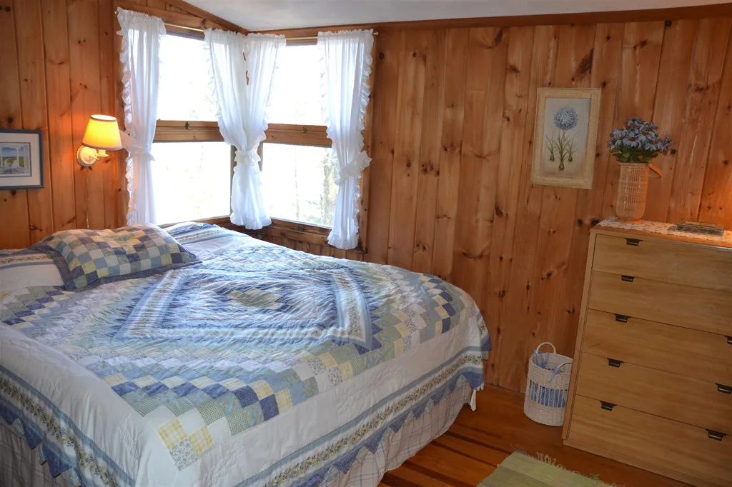 130 Oakwood Road Wolfeboro NH 03894