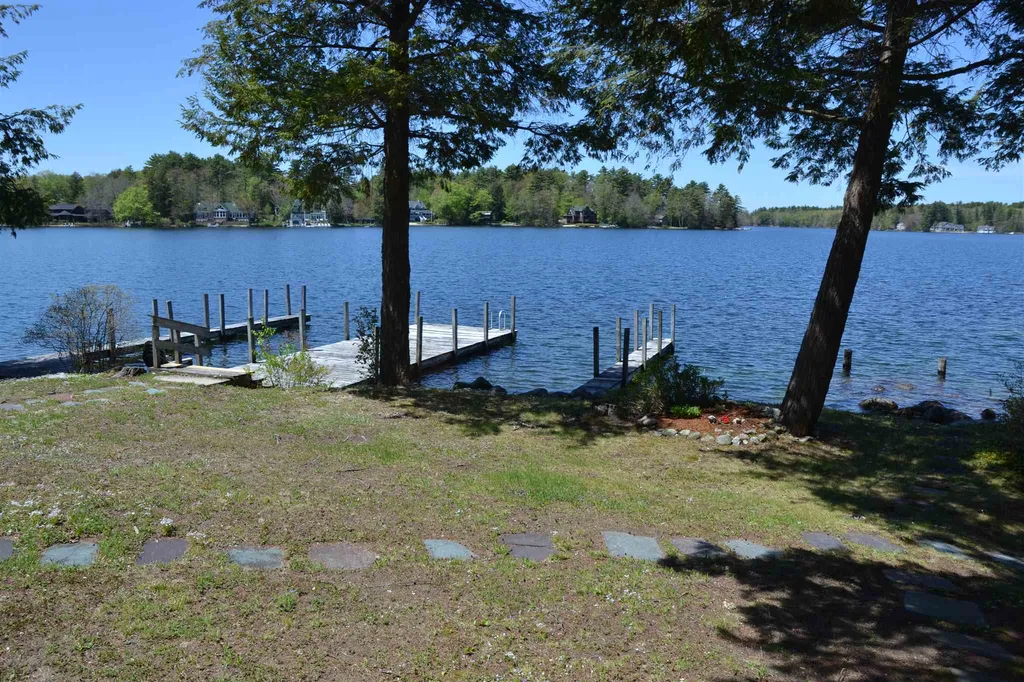 130 Oakwood Road Wolfeboro NH 03894