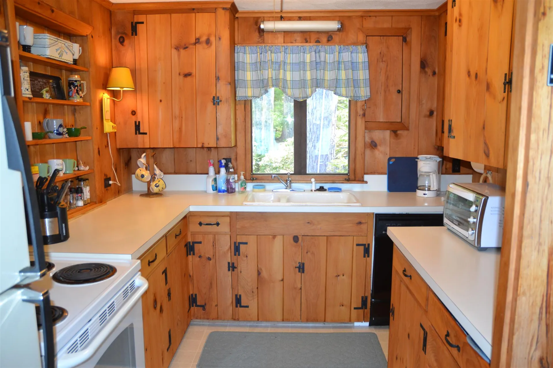 130 Oakwood Road Wolfeboro NH 03894