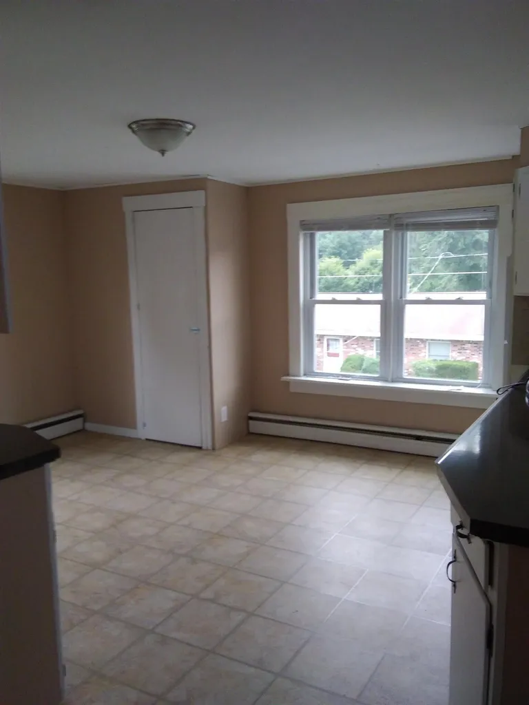 37 Fairbanks Street Keene NH 03431