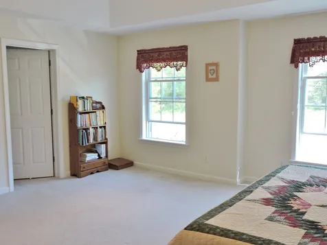 127 Aikey Lane Colchester VT 05446