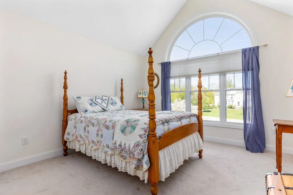 44 Emerald Lane Dover NH 03820