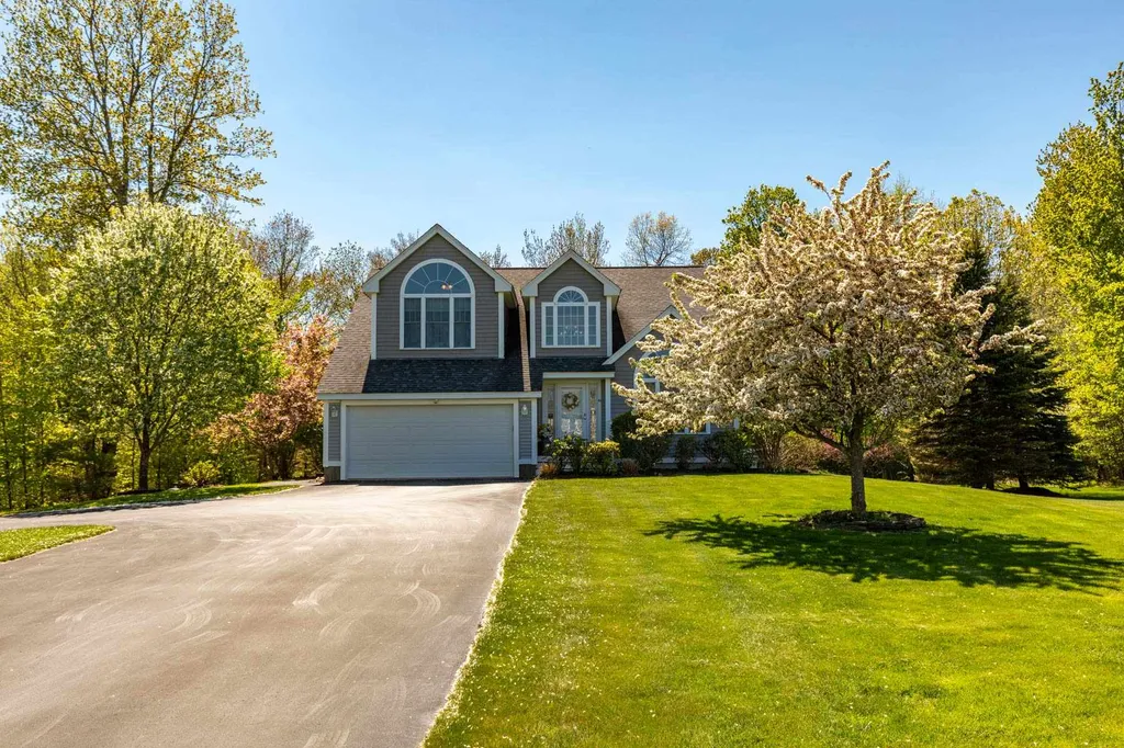 44 Emerald Lane Dover NH 03820
