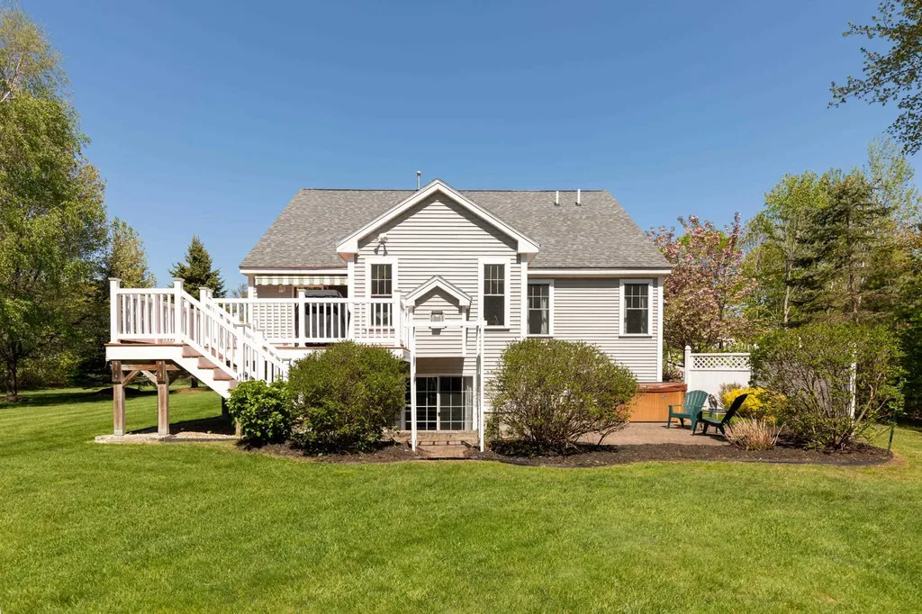 44 Emerald Lane Dover NH 03820