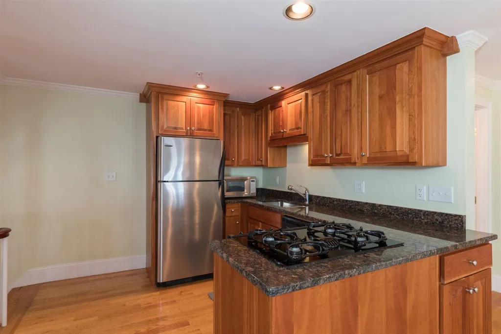 383 Islington Street Portsmouth NH 03801