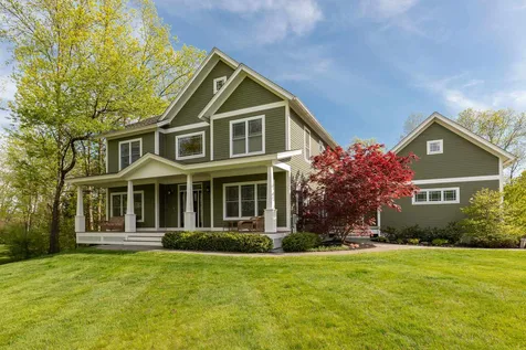 11 Heron Way Stratham NH 03885