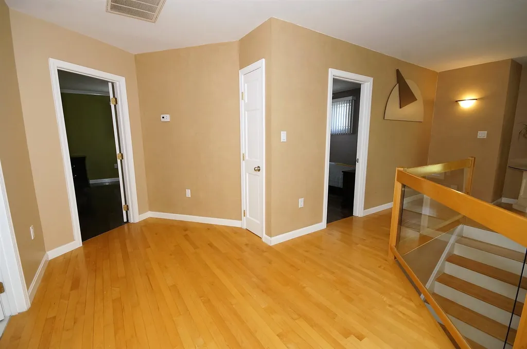 8 Frances Drive Deerfield NH 03037