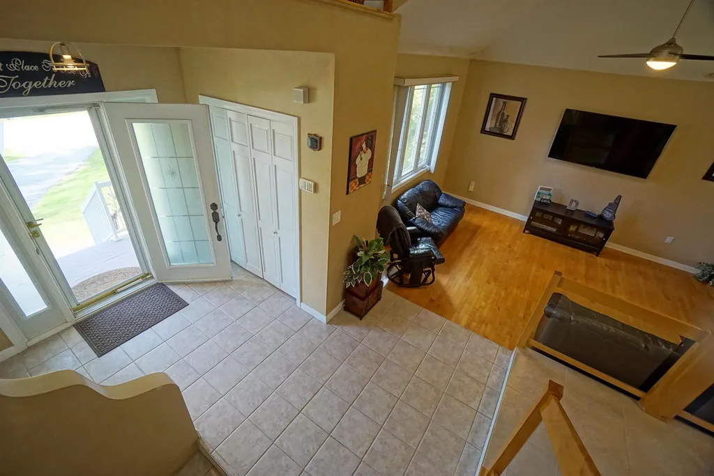 8 Frances Drive Deerfield NH 03037