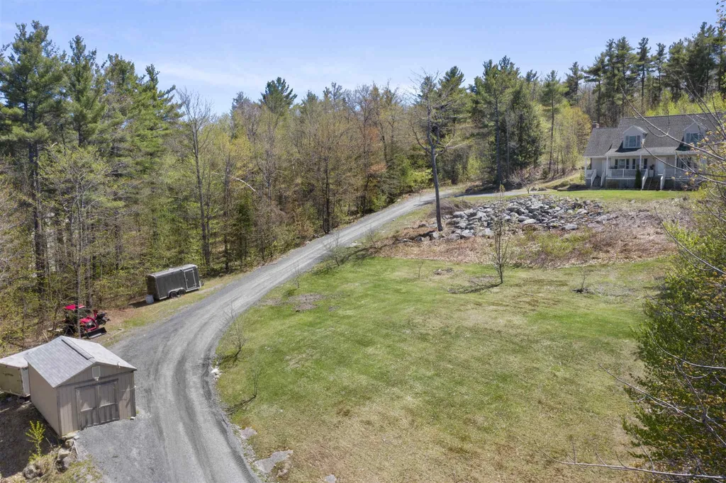 566 Hogg Hill Road Springfield NH 03284