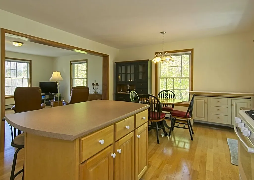 424 Old Bristol Road New Hampton NH 03256