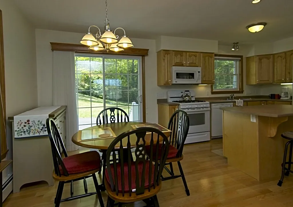 424 Old Bristol Road New Hampton NH 03256